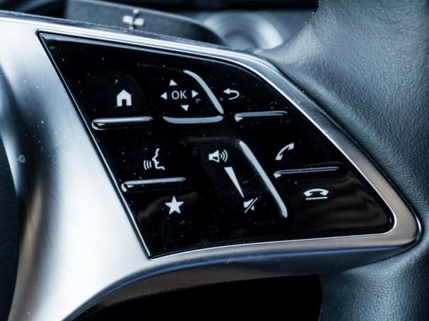 Mercedes-Benz V 300 d 4M Avantgarde lang AMG Airmatic AHK 360°