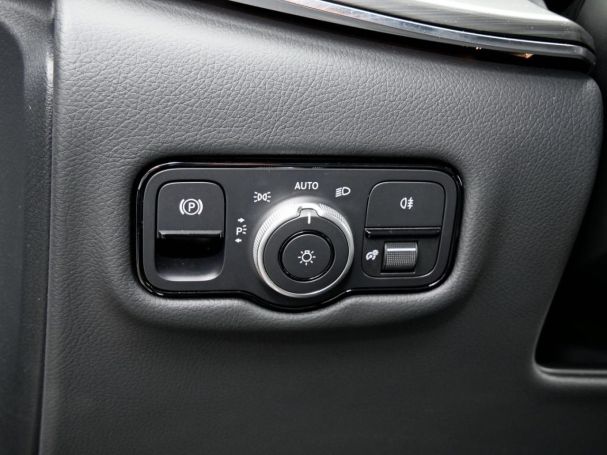 Mercedes-Benz V 300 d 4M EXCLUSIVE Lang 360° AHK NP 111.661 €