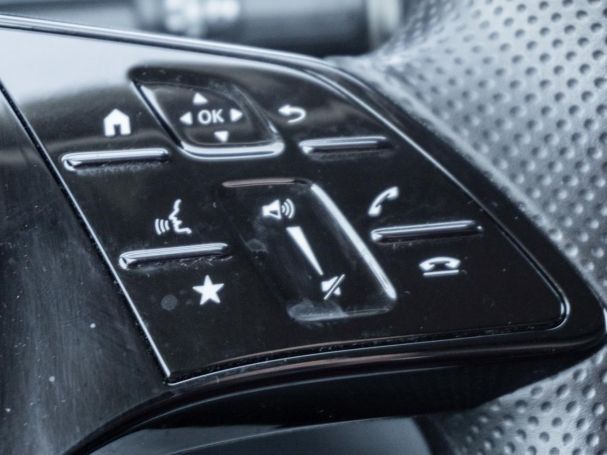 Mercedes-Benz Vito 119 CDI 4x4 Kasten Pro lang Navi AHK Kamera