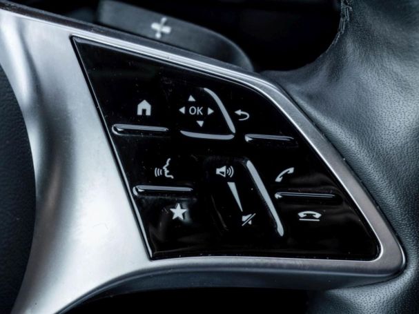 Mercedes-Benz Vito 124 CDI 4x4 Tourer PRO Lang Distronic Navi