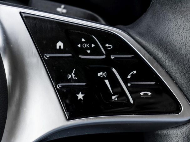 Mercedes-Benz Vito 124 CDI 4x4 Tourer PRO Lang Distronic AHK