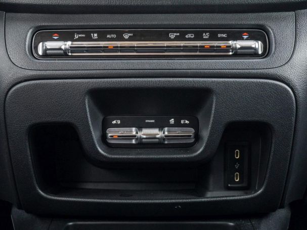 Mercedes-Benz Vito 124 CDI 4x4 Tourer PRO Lang Distronic AHK