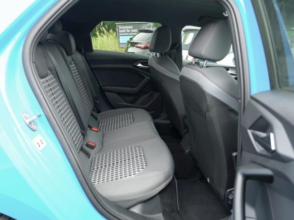 AUDI A1 30 Sportback 1.0.TFSI S line  MMINavi+ ACC