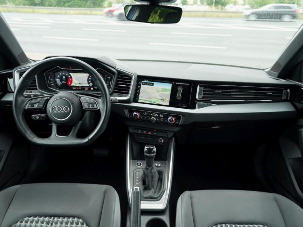 AUDI A1 30 Sportback 1.0.TFSI S line  MMINavi+ ACC