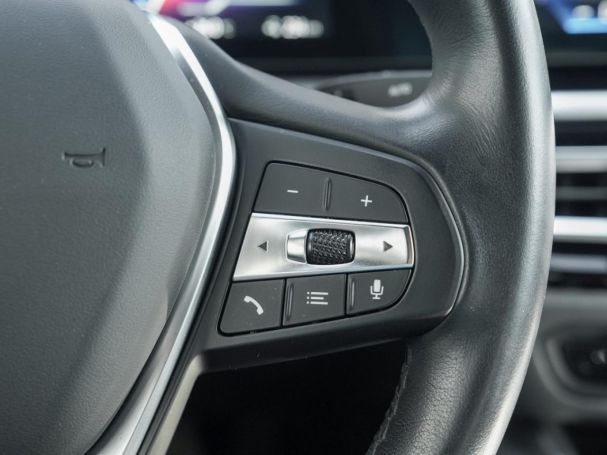 BMW i4 Gran Coupé 40 eDrive Kamera Easy-Pack SpurH
