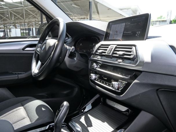 BMW X3 xDrive 20d MHD Advantage  Kamera Easy-P AHK