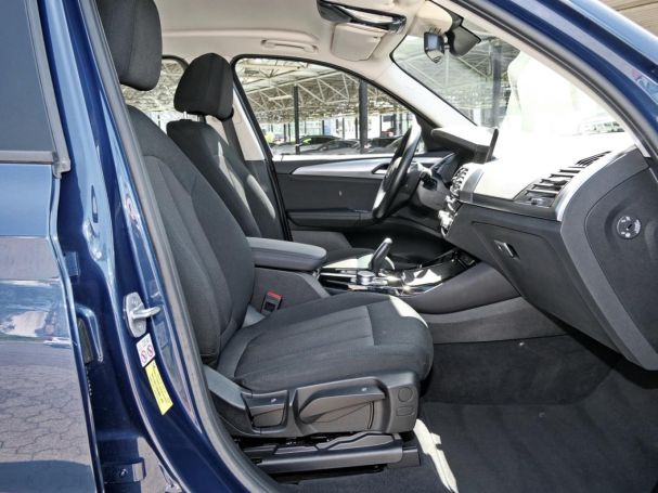 BMW X3 xDrive 20d MHD Advantage  Kamera Easy-P AHK