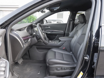 CADILLAC XT4 2.0 Turbo Luxury AWD Kamera Totwinkel SHZ