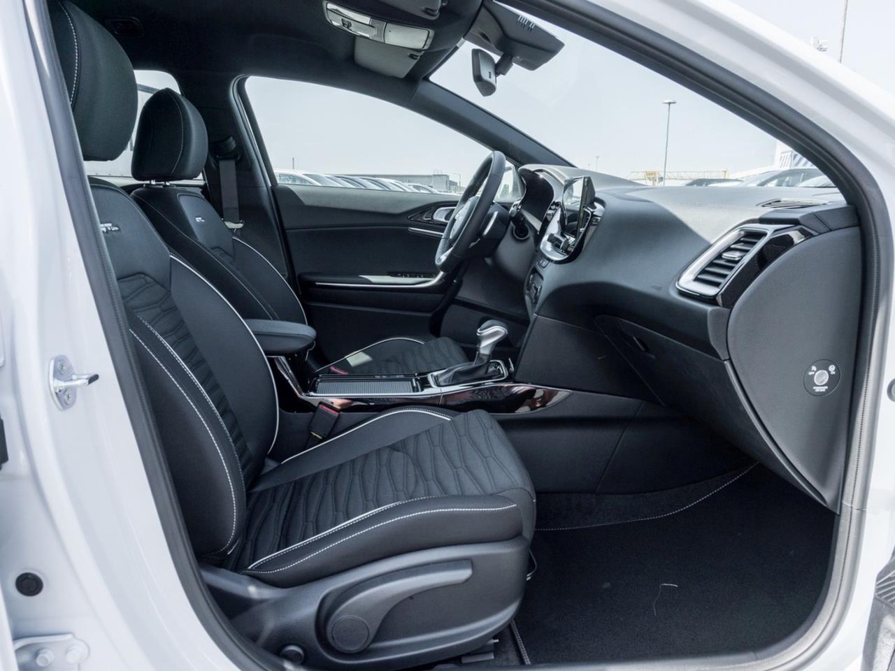 KIA Ceed SW 1.5T DCT GT-Line Navi Kamera JBL-Sound