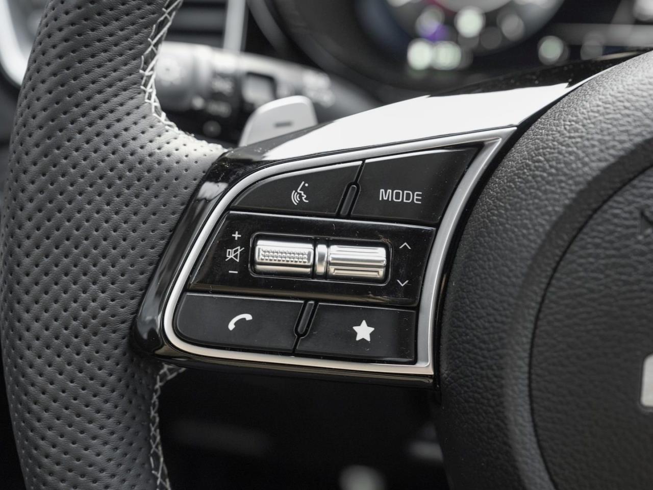 KIA Ceed SW 1.5T DCT GT-Line Navi Kamera ACC JBL