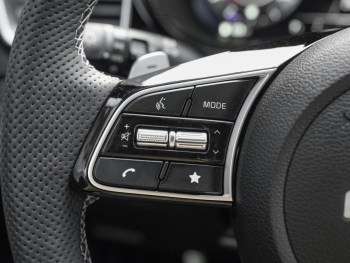 KIA Ceed SW 1.5T DCT GT-Line Navi Kamera ACC JBL