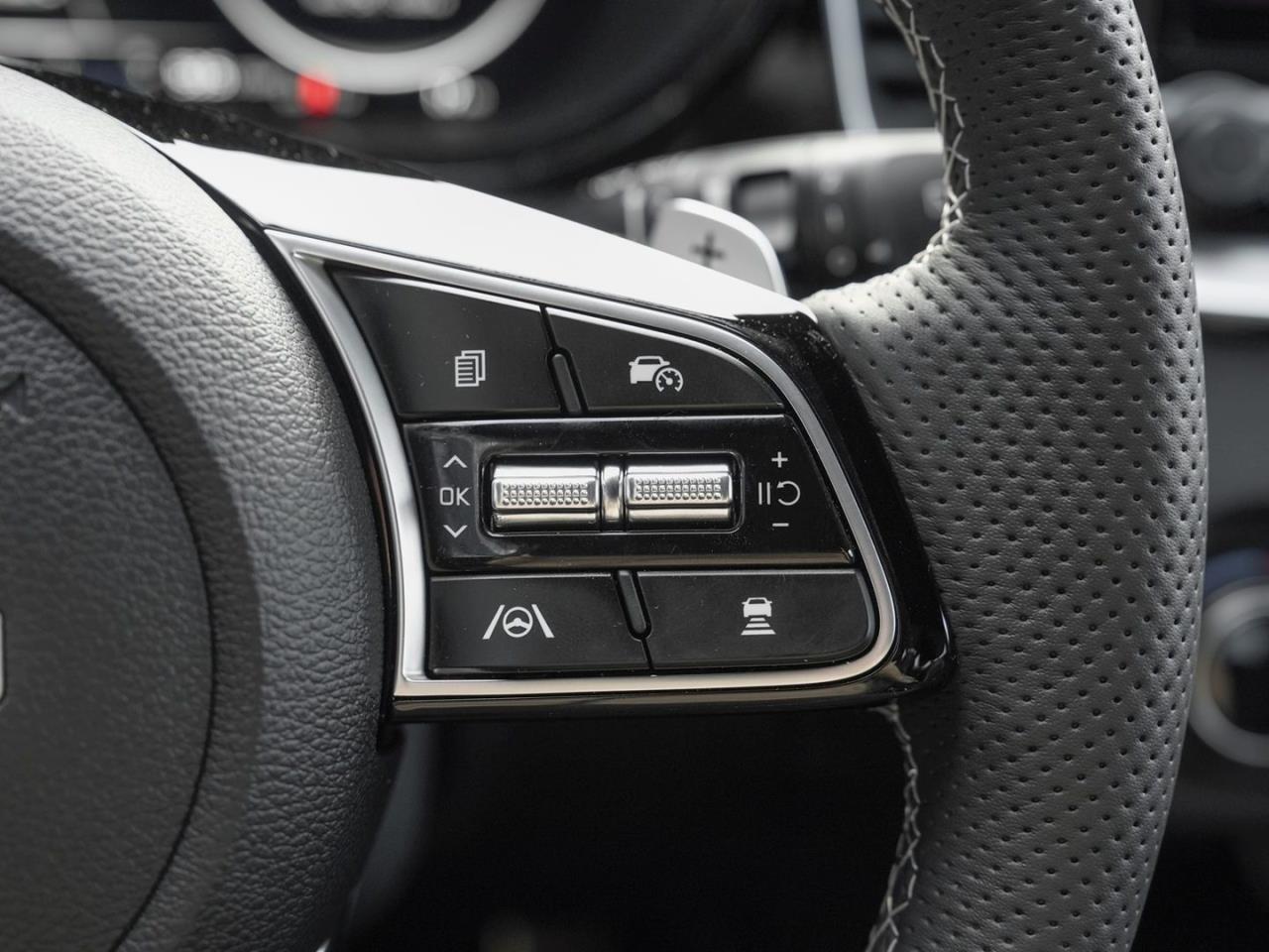 KIA Ceed SW 1.5T DCT GT-Line Navi Kamera ACC JBL