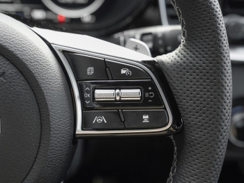 KIA Ceed SW 1.5T DCT GT-Line Navi Kamera ACC JBL