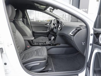 KIA Ceed SW 1.5T DCT GT-Line Navi Kamera ACC JBL