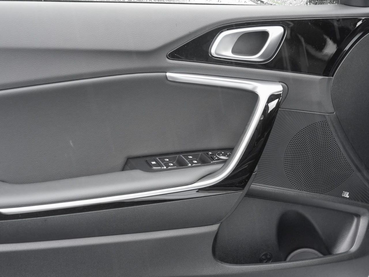 KIA Ceed SW 1.5T DCT GT-Line Navi Kamera ACC JBL