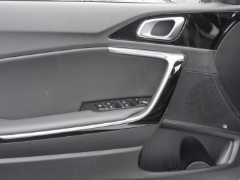 KIA Ceed SW 1.5T DCT GT-Line Navi Kamera ACC JBL