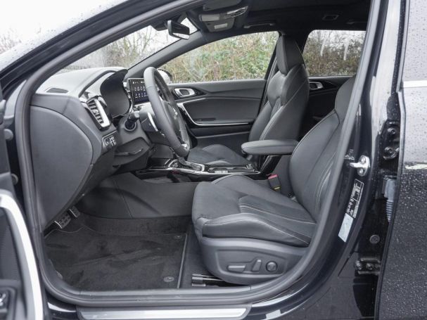 KIA Ceed SW 1.5T DCT GT-Line Panorama Kamera ACC JBL