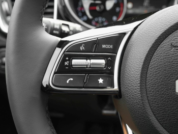 KIA Ceed SW 1.5T DCT Spirit Navi JBL-Sound ACC Kamera