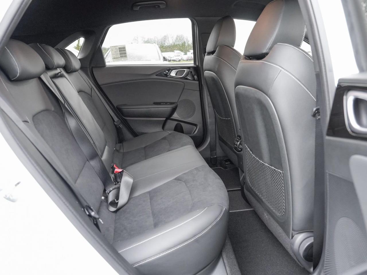 KIA Ceed 1.5T DCT GT-Line Navi Kamera ACC JBL