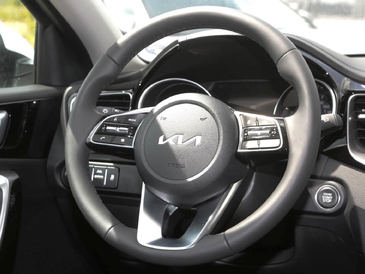 KIA Ceed 1.5T DCT Spirit Navi JBL-Sound ACC Totwinkel