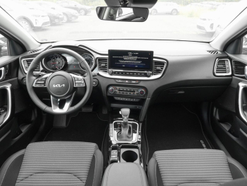 KIA Ceed 1.5T DCT Spirit Navi Kamera JBL-Sound ACC