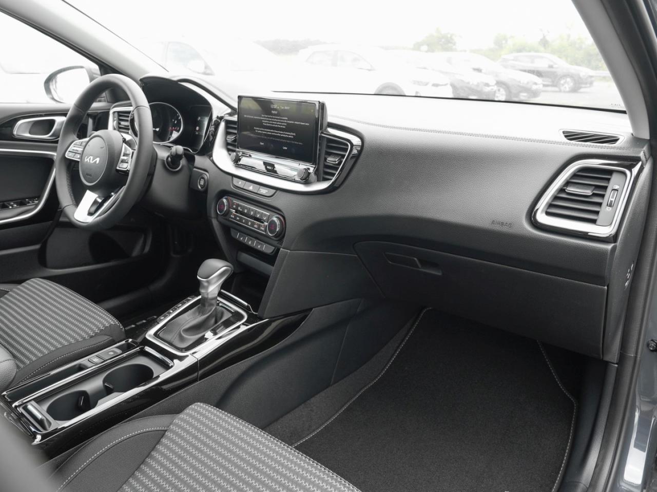 KIA Ceed 1.5T DCT Spirit Navi Kamera JBL-Sound ACC