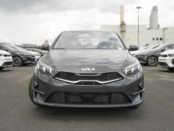 KIA Ceed 1.5T DCT Spirit Navi Kamera JBL-Sound ACC