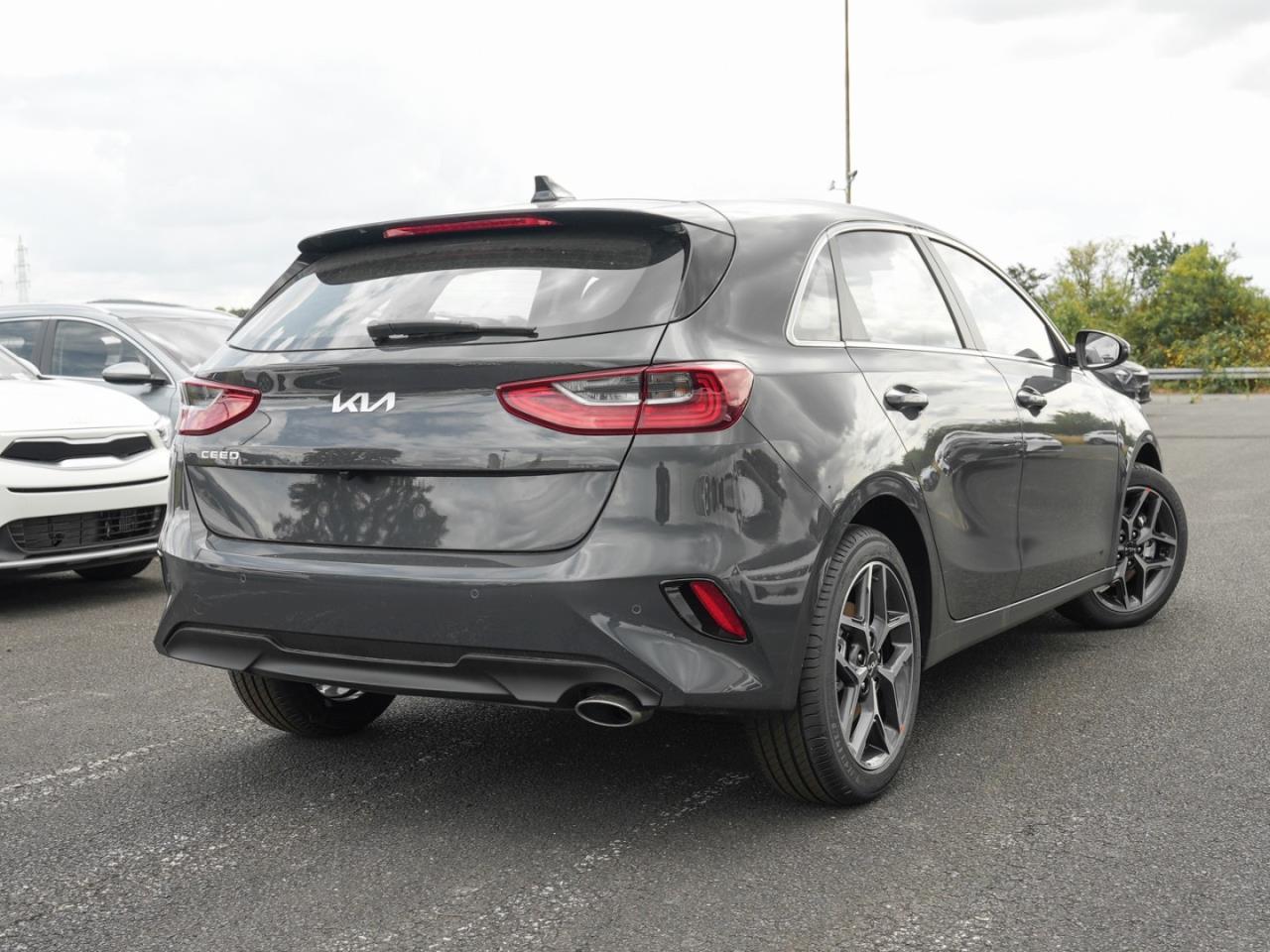 KIA Ceed 1.5T DCT Spirit Navi Kamera JBL-Sound ACC