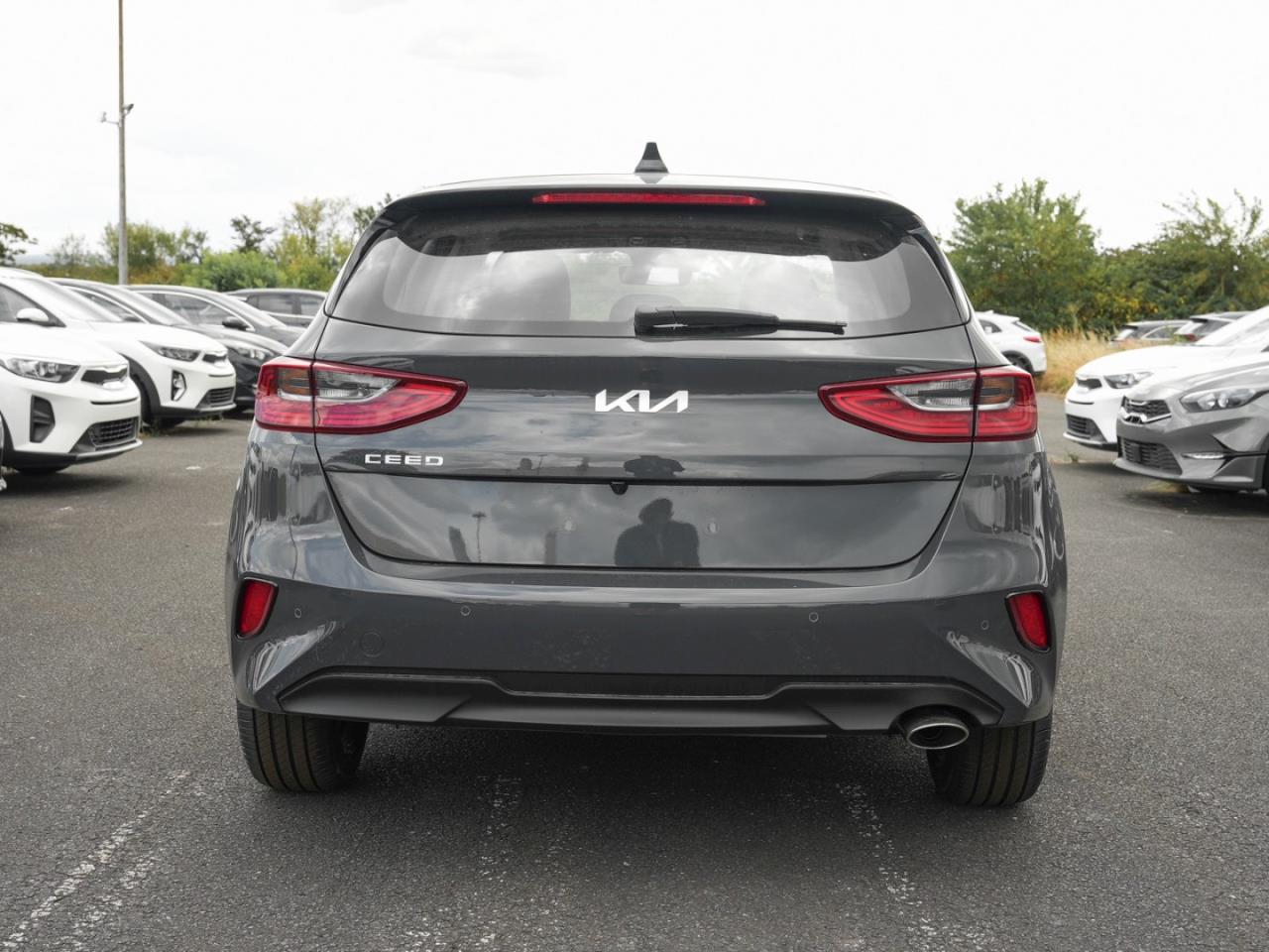 KIA Ceed 1.5T DCT Spirit Navi Kamera JBL-Sound ACC