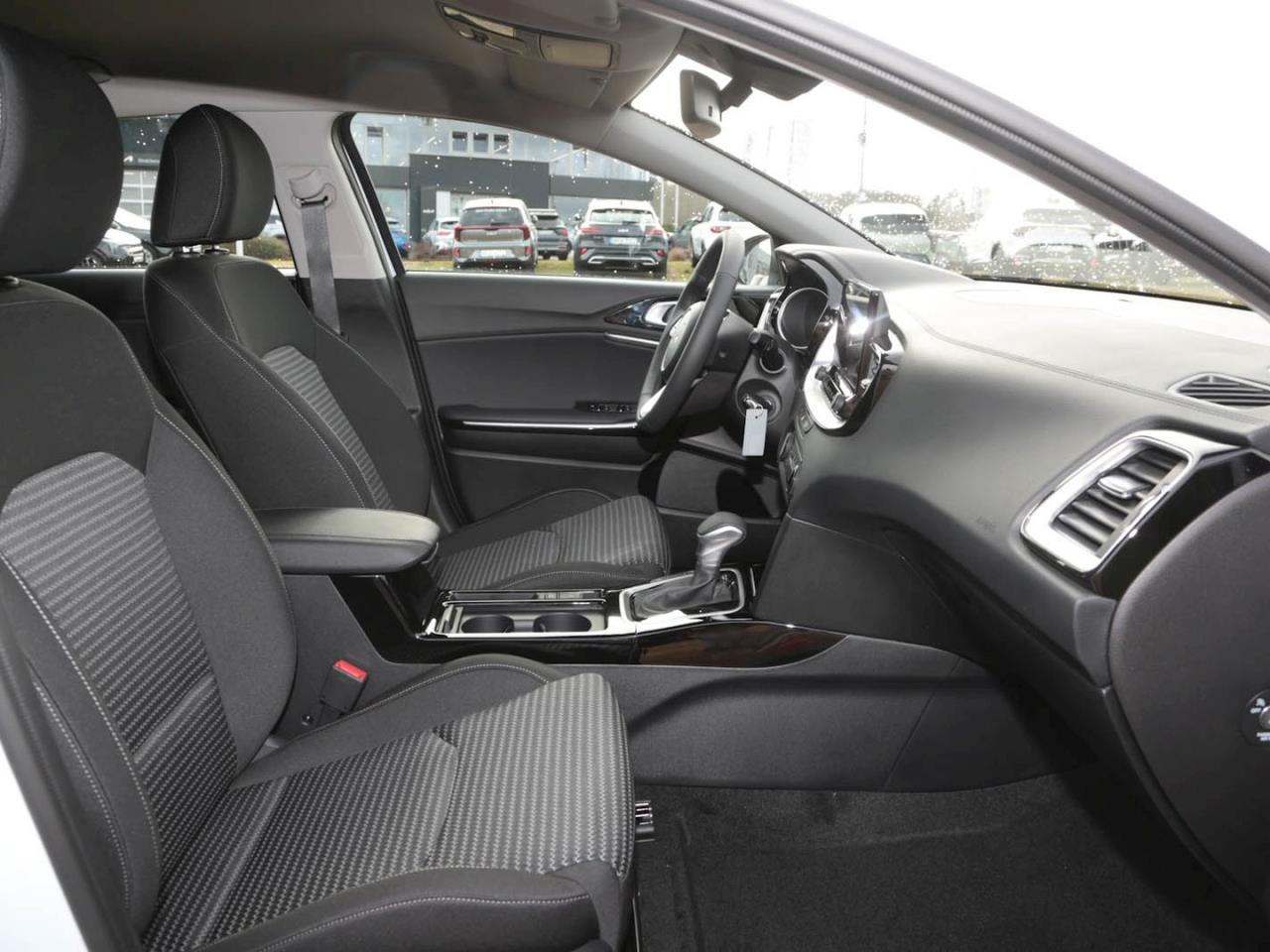 KIA Ceed 1.5T DCT Vision Navi Kamera ACC Lenkradhzg