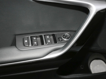 KIA Ceed 1.5T DCT Vision Navi Komfort-plus-Paket ACC