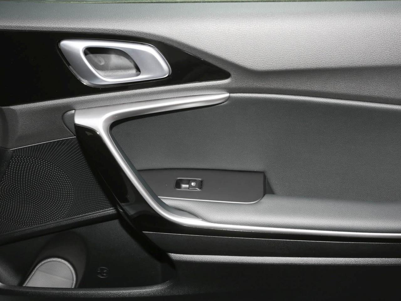 KIA Ceed 1.5T DCT Vision Navi Komfort-plus-Paket ACC