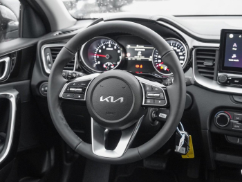 KIA Ceed 1.5T DCT Vision Navi Kamera ACC Lenkradhzg