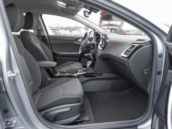 KIA Ceed 1.5T DCT Vision Navi Kamera ACC Lenkradhzg