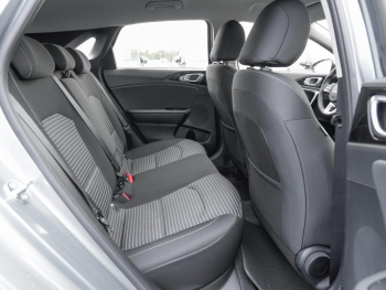 KIA Ceed 1.5T DCT Vision ACC KomfortPlusPaket SHZ