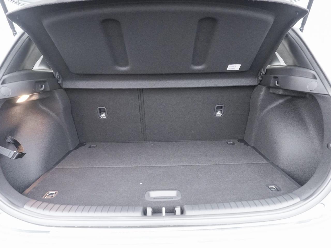 KIA Ceed 1.5T DCT Vision ACC KomfortPlusPaket SHZ