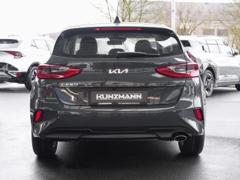 KIA Ceed 1.5T DCT Vision ACC SHZ Komfort Plus Paket