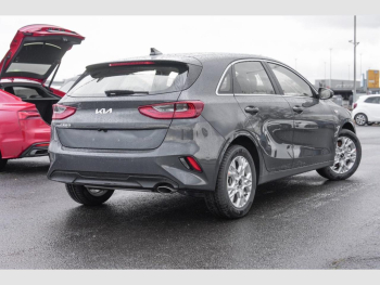 KIA Ceed 1.5T DCT Vision Navi Kamera ACC Lenkradhzg