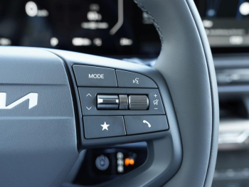 KIA EV2 42,2 kWh Earth Harman/Kardon DriveWise 360?
