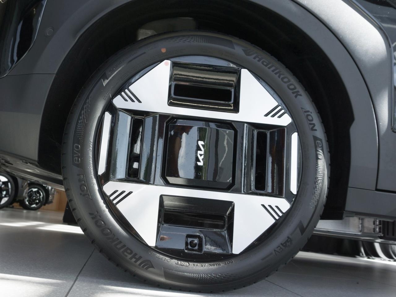 KIA EV3 81,4 kWh Earth Sound-P DriveWise 360°