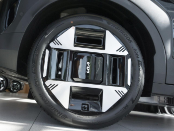 KIA EV3 81,4 kWh Earth Sound-P DriveWise 360°