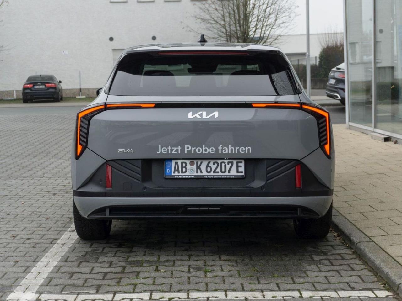 KIA EV4 81,4 kWh Earth Navi Schiebedach Sound-P 360°