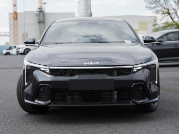 KIA K4 1.6T DCT GT-Line DriveWise Sound-P HUD 360°