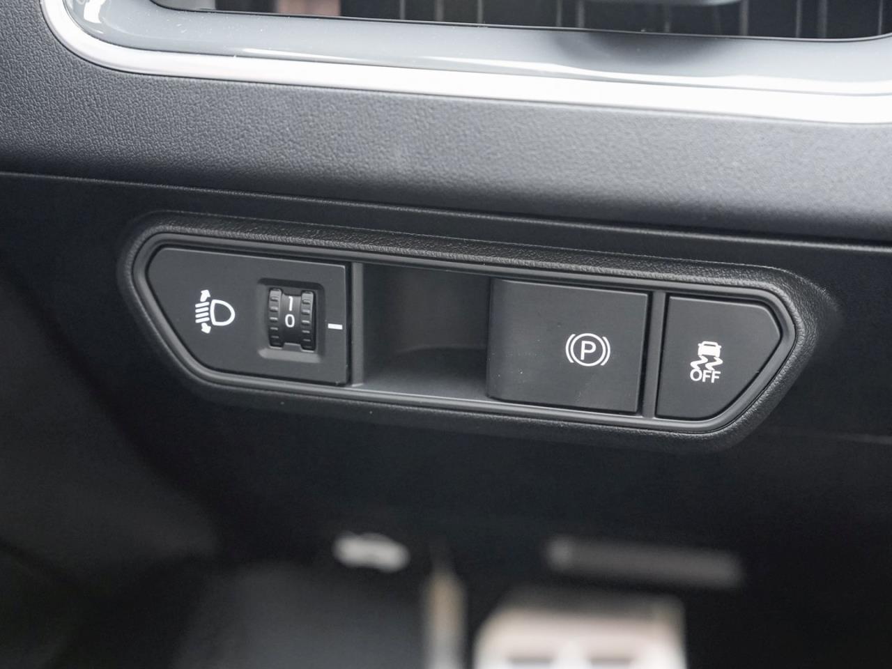 KIA K4 1.6T DCT GT-Line Memory Navi Harman/Kardon