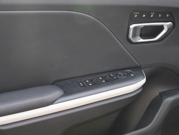 KIA K4 1.6T DCT GT-Line Memory Navi Harman/Kardon