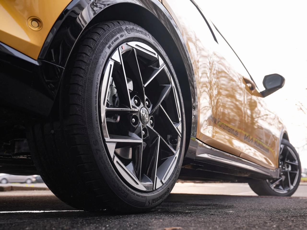 KIA K4 1.6T DCT GT-Line Memory Navi Harman/Kardon