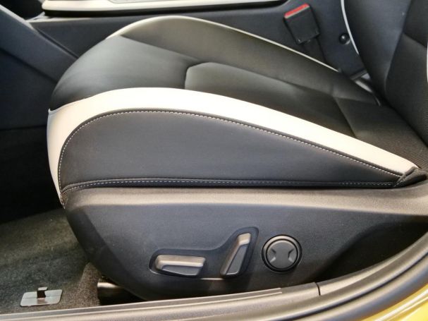 KIA K4 1.6T DCT GT-Line Glasdach Harman/Kardon 360°
