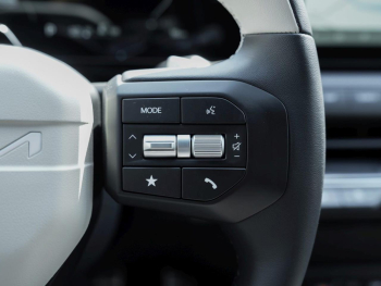 KIA K4 1.6T DCT GT-Line Sound-P DriveWise 360° HUD