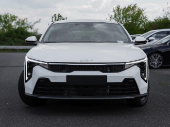 KIA K4 1.6T DCT Vision Navi Kamera Totwinkel ACC