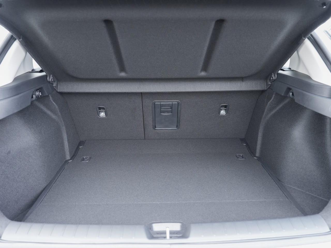 KIA K4 1.6T DCT Vision Navi Kamera Totwinkel ACC